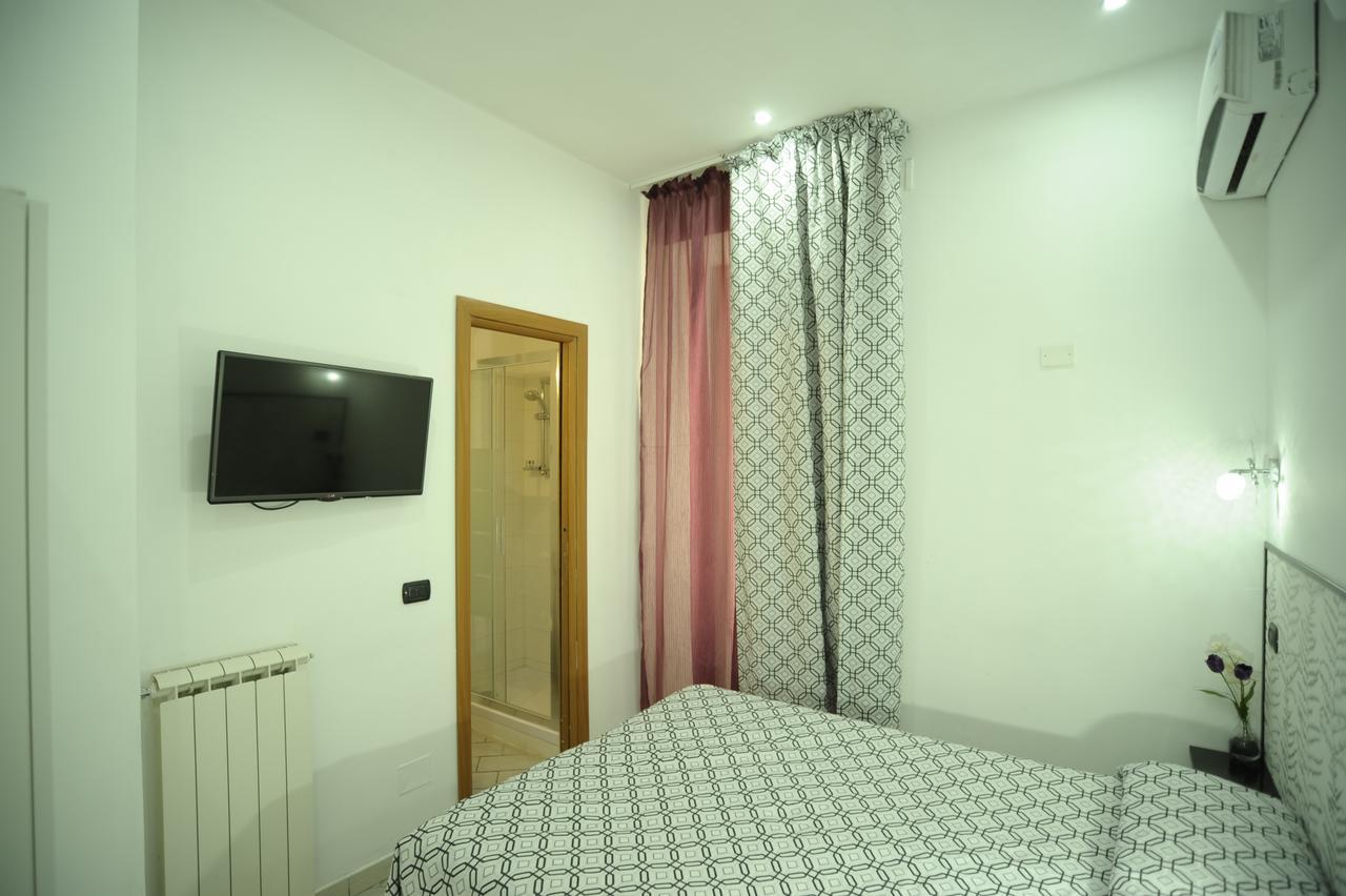 Hotel Le Stanze Di Francesco Roma Exterior foto